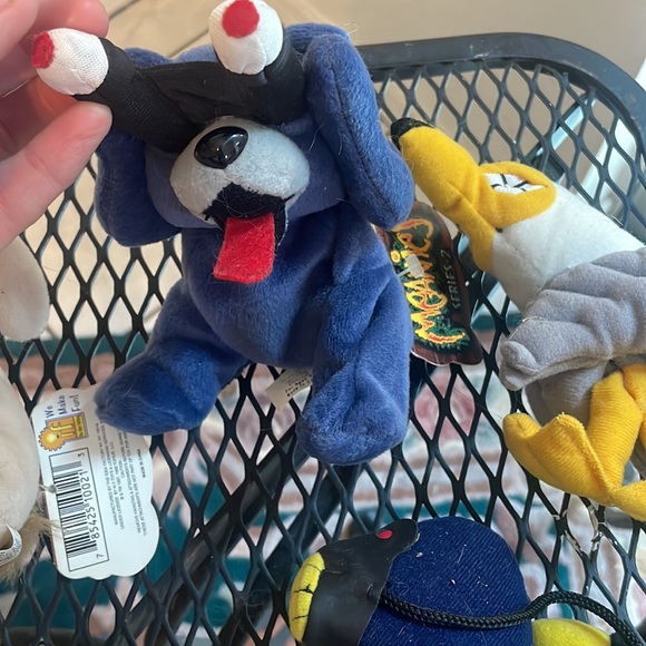 Meanies and infamous meanies plush collectibles - Picture 6 of 8